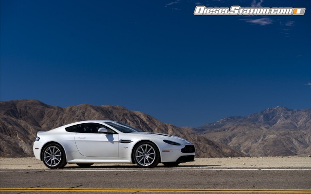 Aston Martin V12 Vantage S 2014 Widescreen Picture #28 Aston Martin V12 Vantage S 2014 Widescreen Picture #28